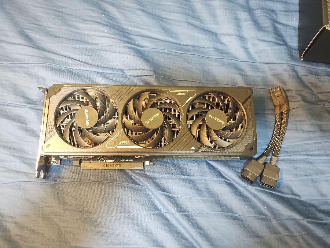 グラフィックボード・グラボ・ビデオカード GIGABYTE GEFORCE RTX 5070