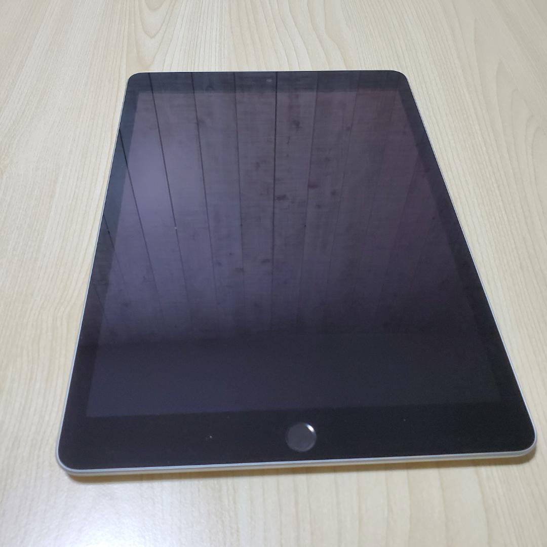 (KP039)「美品」 iPad(第9世代)WiFi 64GB 元箱付き
