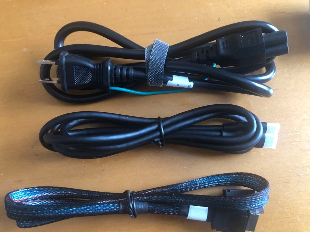 MGA1 Oculink小型eGPU RX7600MXT