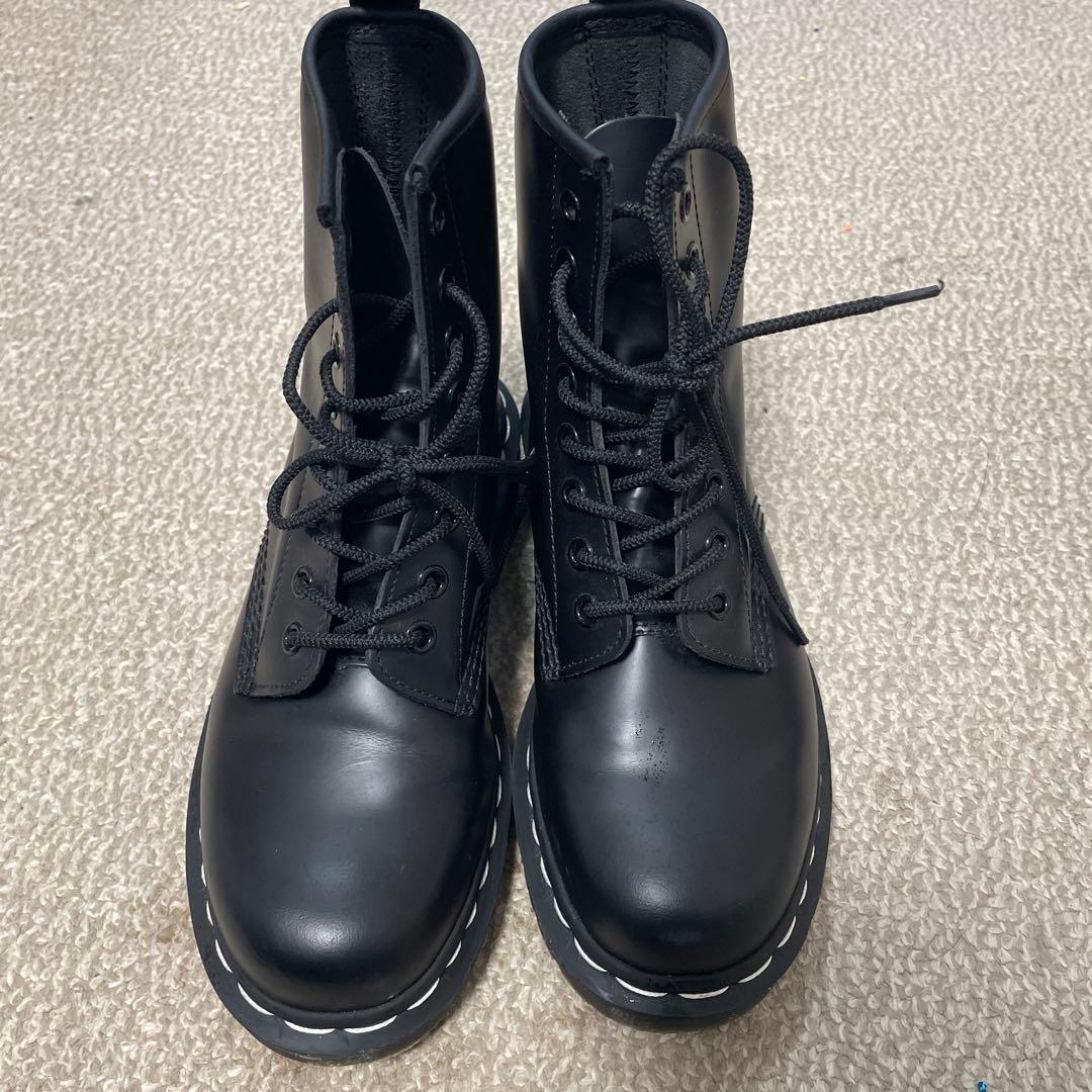 ドクターマーチン ホワイトステッチ