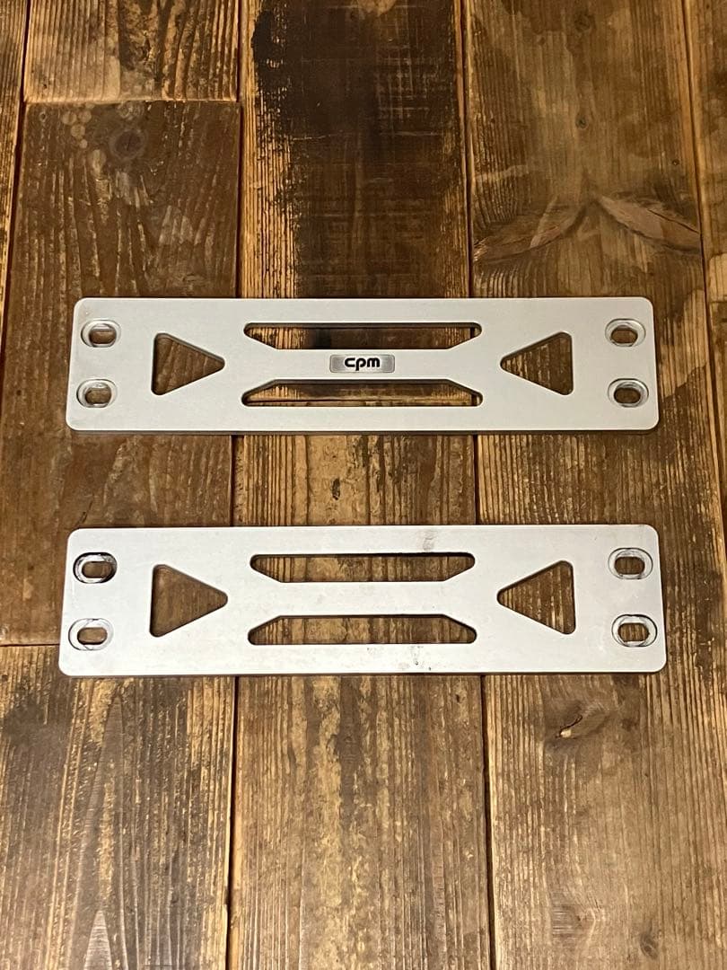 フォルクスワーゲンゴルフ5&6などCPMロアレインフォース