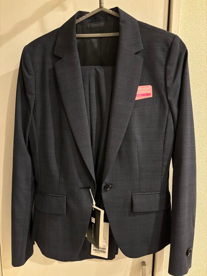 レディーススーツセットアップ 未使用 9号（ネイビー）