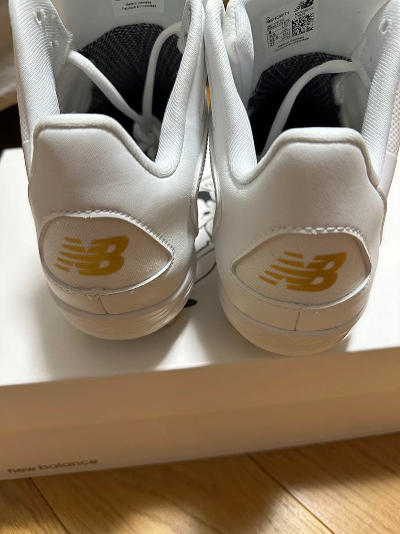 New Balance S01 ホワイト ゴールド スパイク
