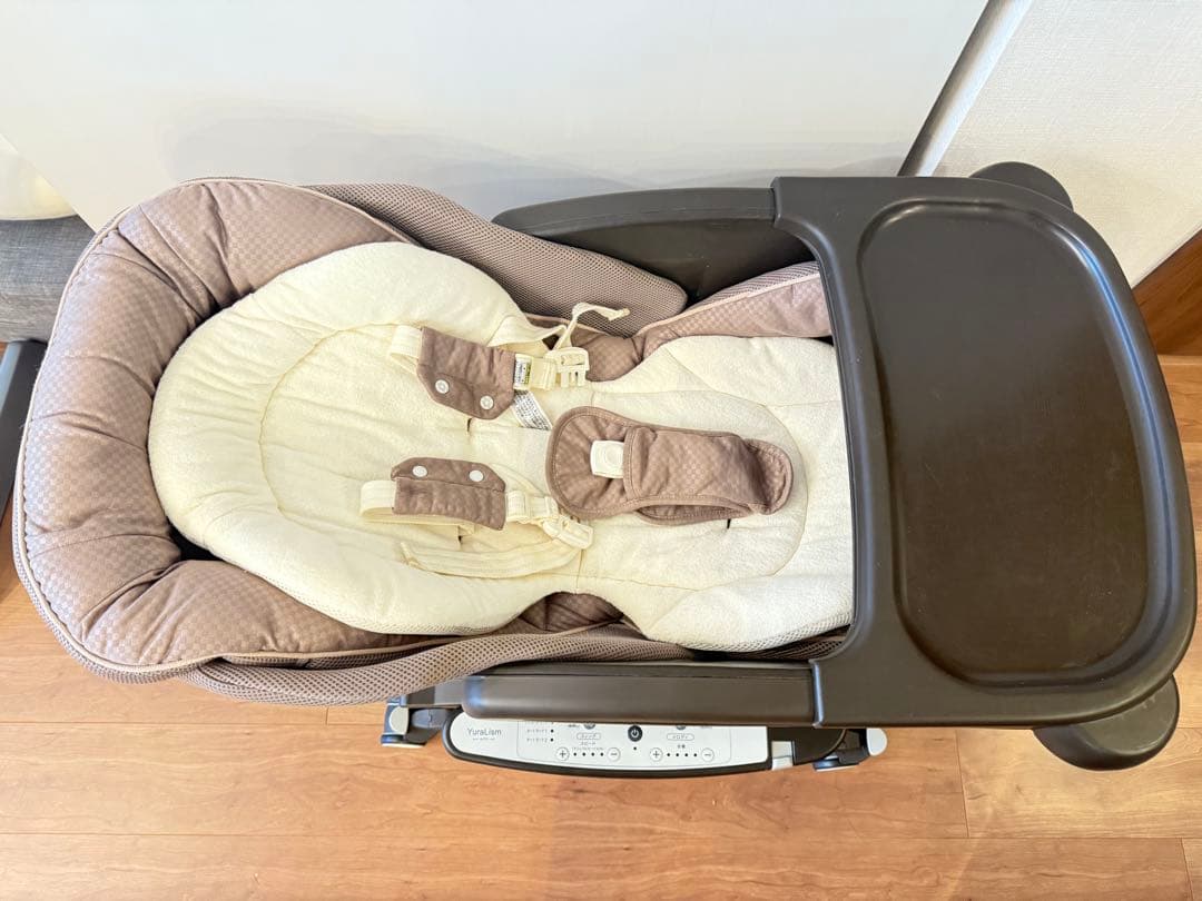 Aprica ユラリズム オート ネオカンタービレ　電動ハイローチェア