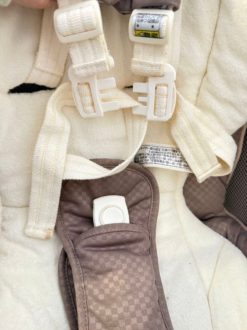 Aprica ユラリズム オート ネオカンタービレ　電動ハイローチェア