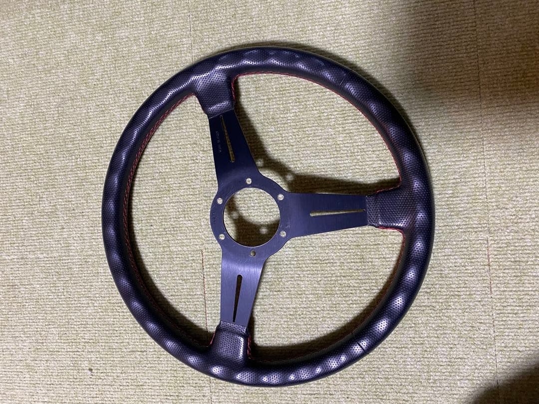 24時間限定価格NARDI ナルディステアリング360mmレザー張替カスタム品