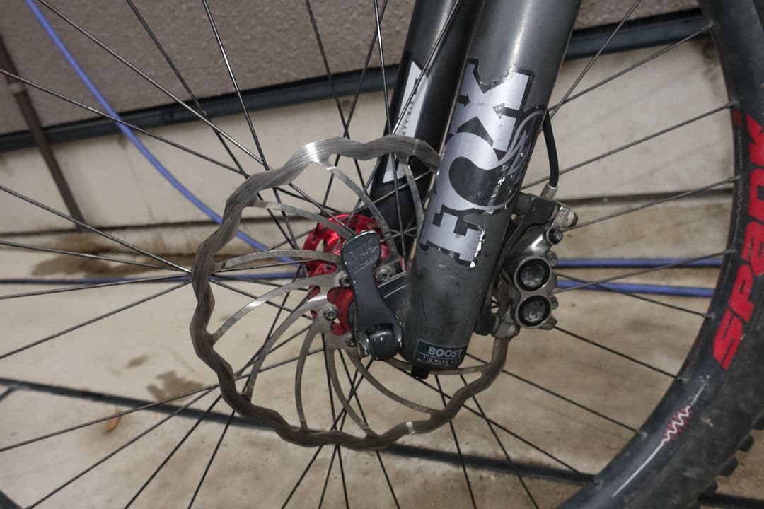 SANTACRUZ　bronson 完成車　mtb マウンテンバイク