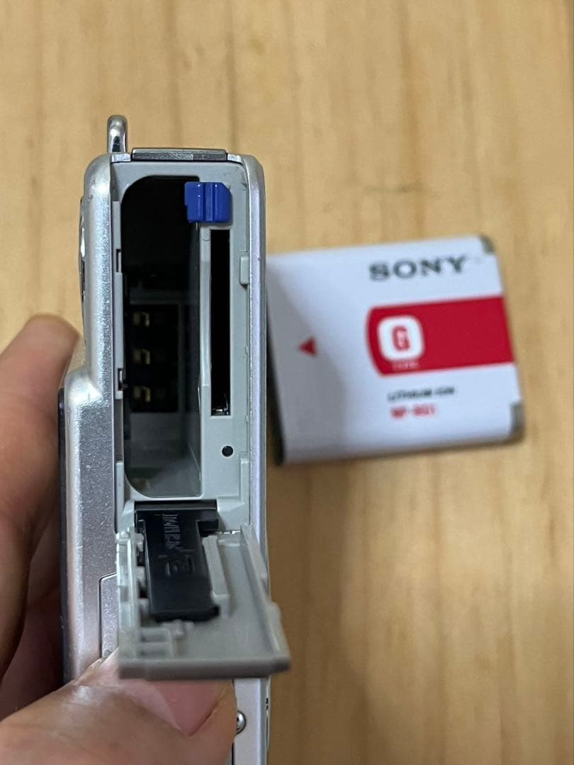 Sony cyber-shot 動作未確認です