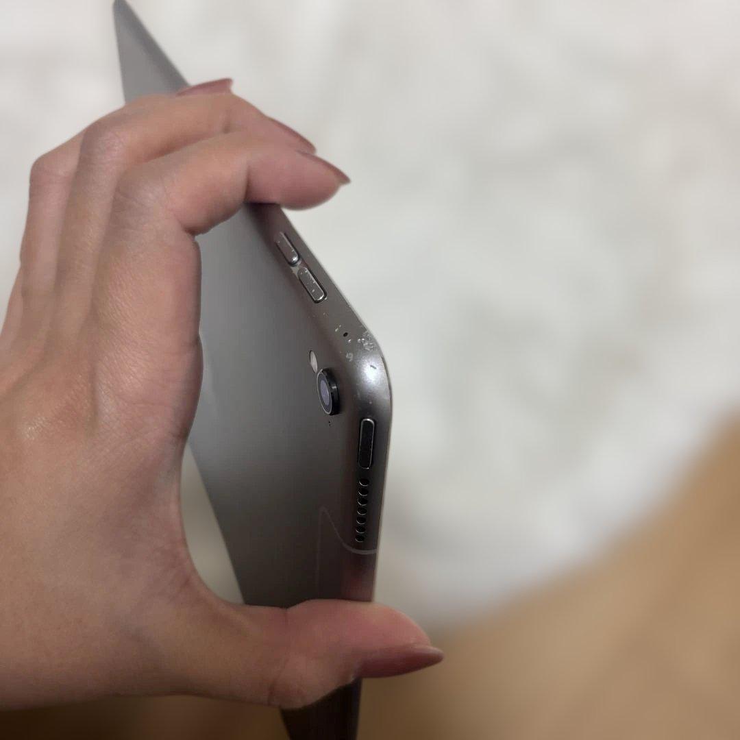 iPad Proシルバー 本体(ジャンク品)