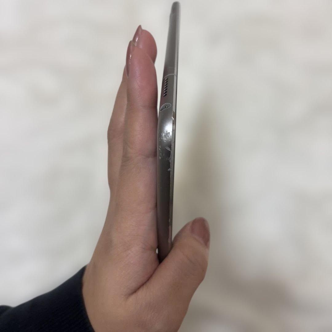 iPad Proシルバー 本体(ジャンク品)