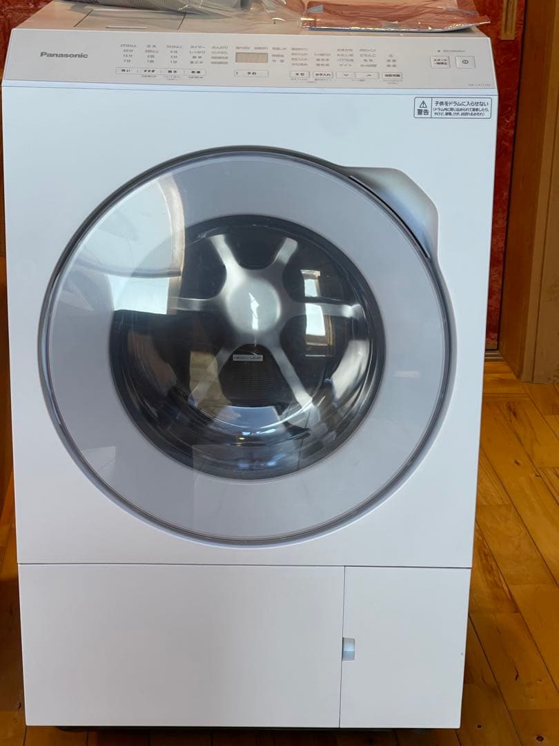 未使用　ドラム式洗濯乾燥機　洗濯11k/乾燥6k左開き NA-LX113DL-W