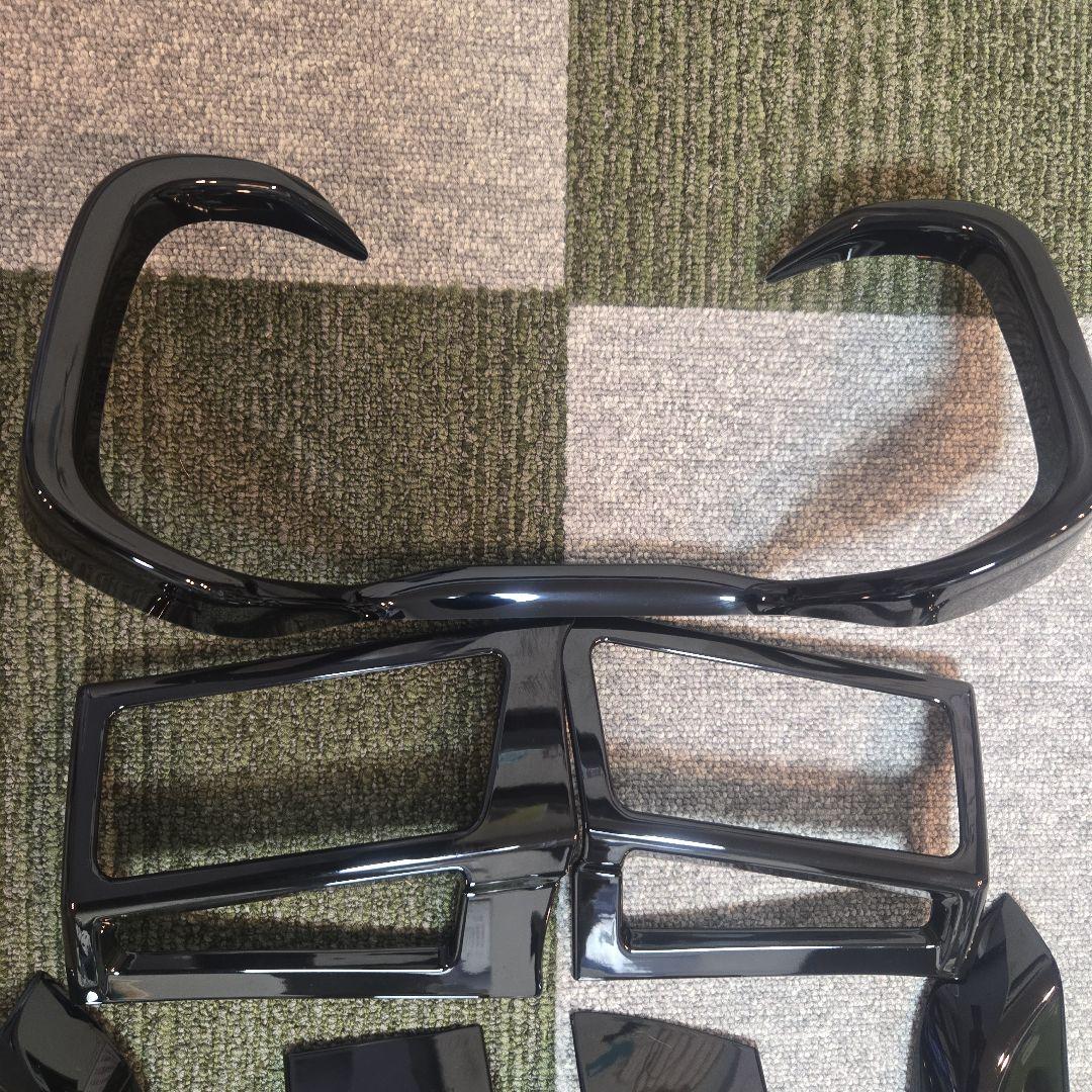 後期型デリカD5 インテリアパネルセット　ピアノブラック