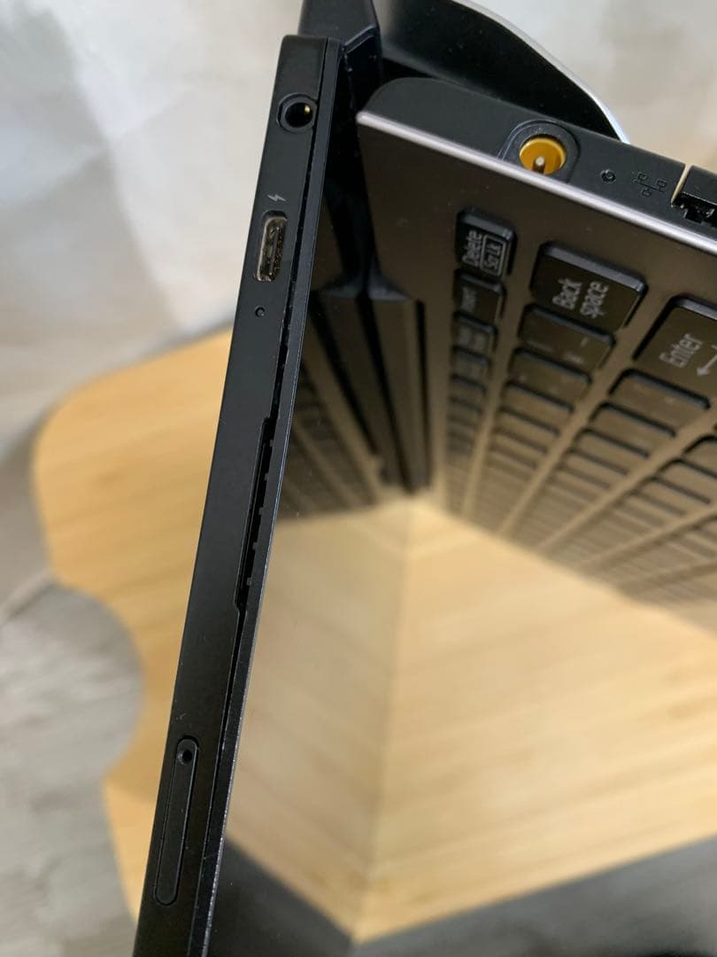 スタイリッシュVAIO 2in1 PC Win11/m3/M.2SSD搭載機！