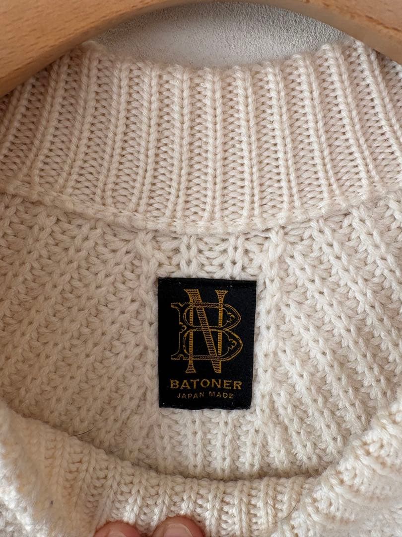 BATONER SIGNATURE 1サイズ　ニット　クルーネック　シグニチャー