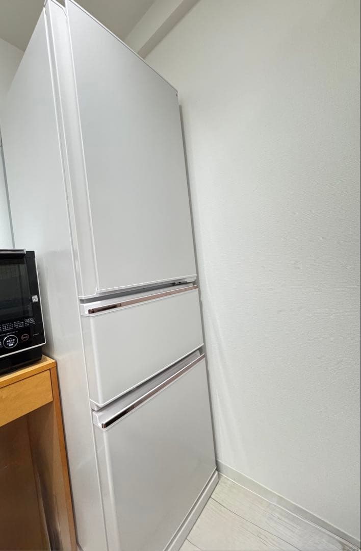 MITSUBISHI 冷蔵庫　MR-CX30E-W・300L・ホワイト