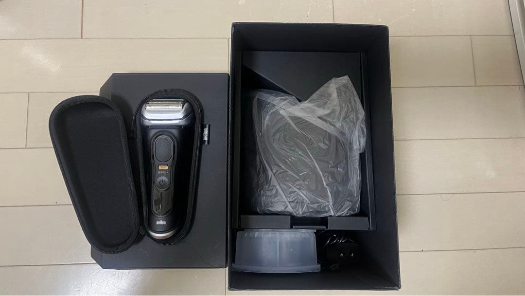 BRAUN シリーズ9PRO+ 9560cc 6in1 アルコール洗浄システム付