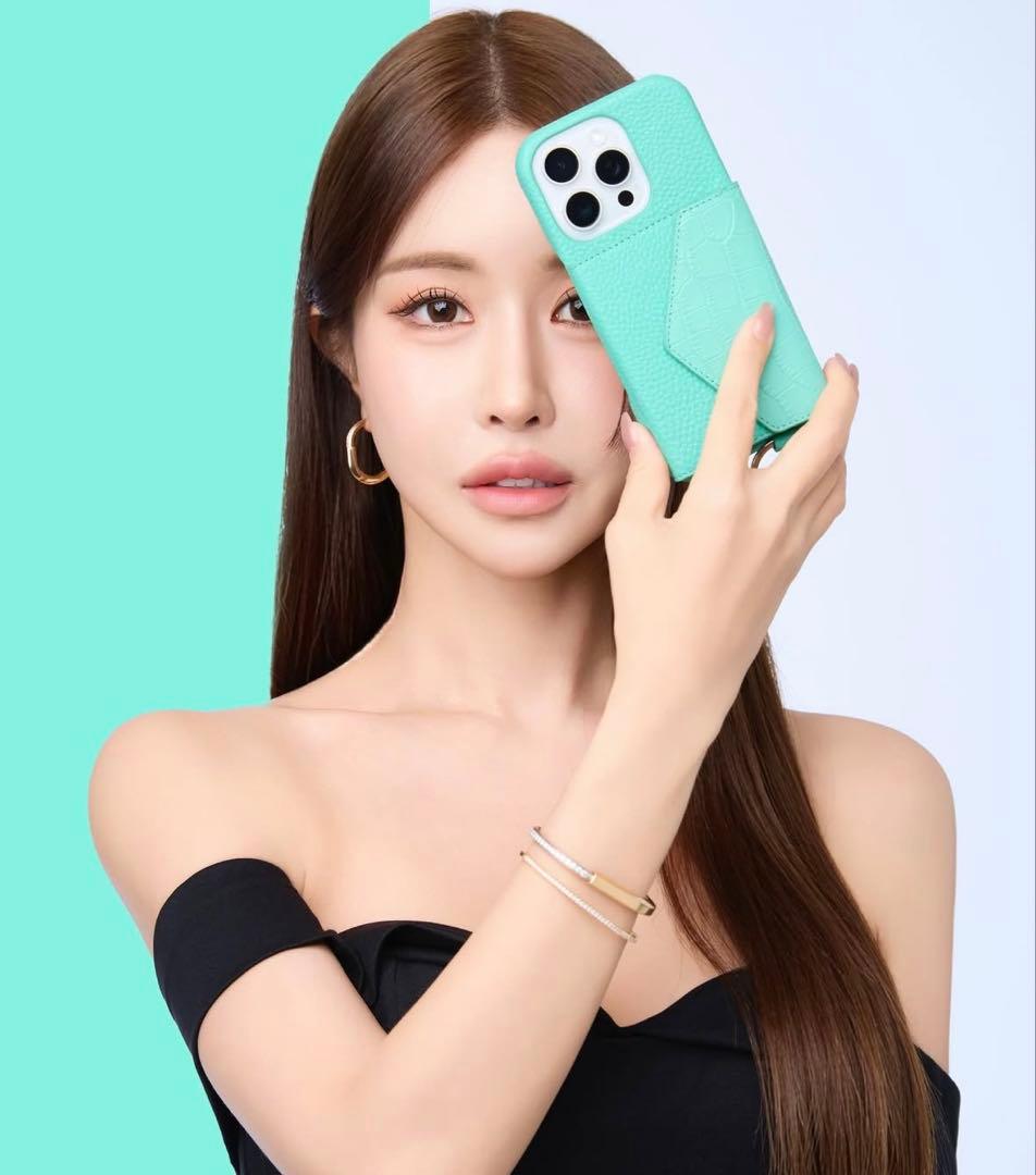 【新品未開封】鈴木亜美さんiPhone15ケース