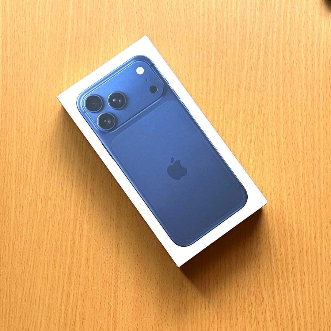 iPhone 17 Pro Max ディープブルー 256GB