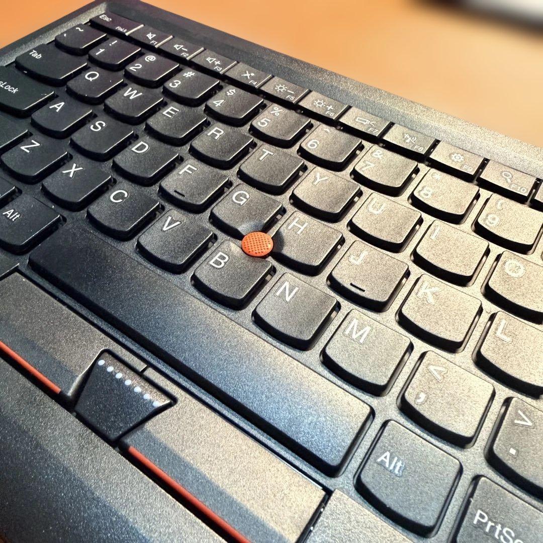【美品】ThinkPad トラックポイント キーボード（US配列）KU-1255