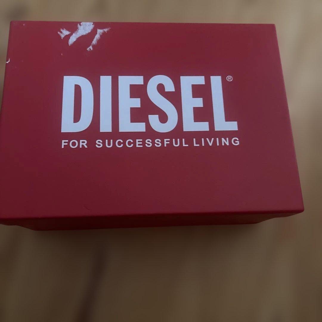 DIESEL （ディーゼル）シルバー ショルダーバッグ