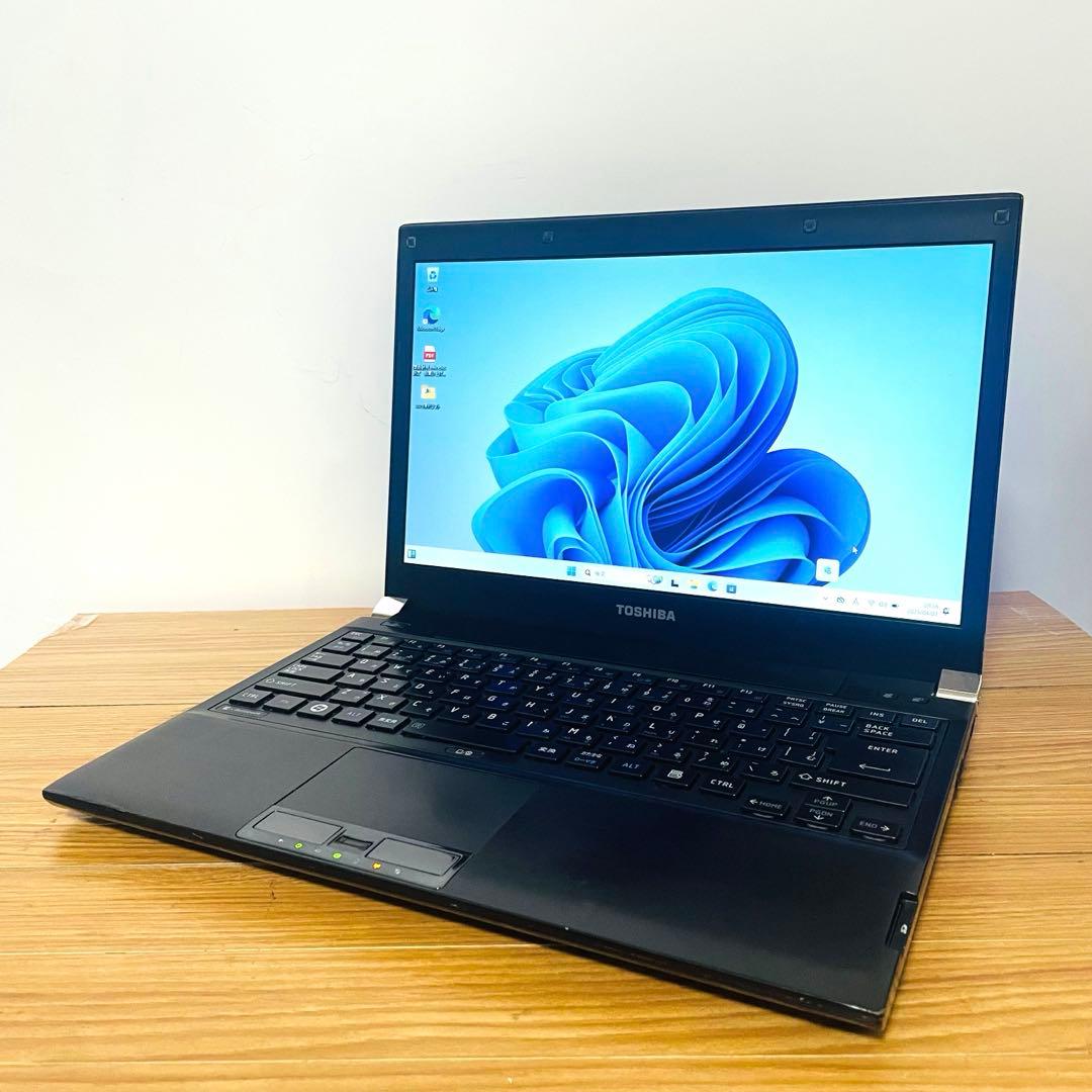 東芝ブラックi5 SSD薄型軽量モバイルノートPC Windows11オフィス