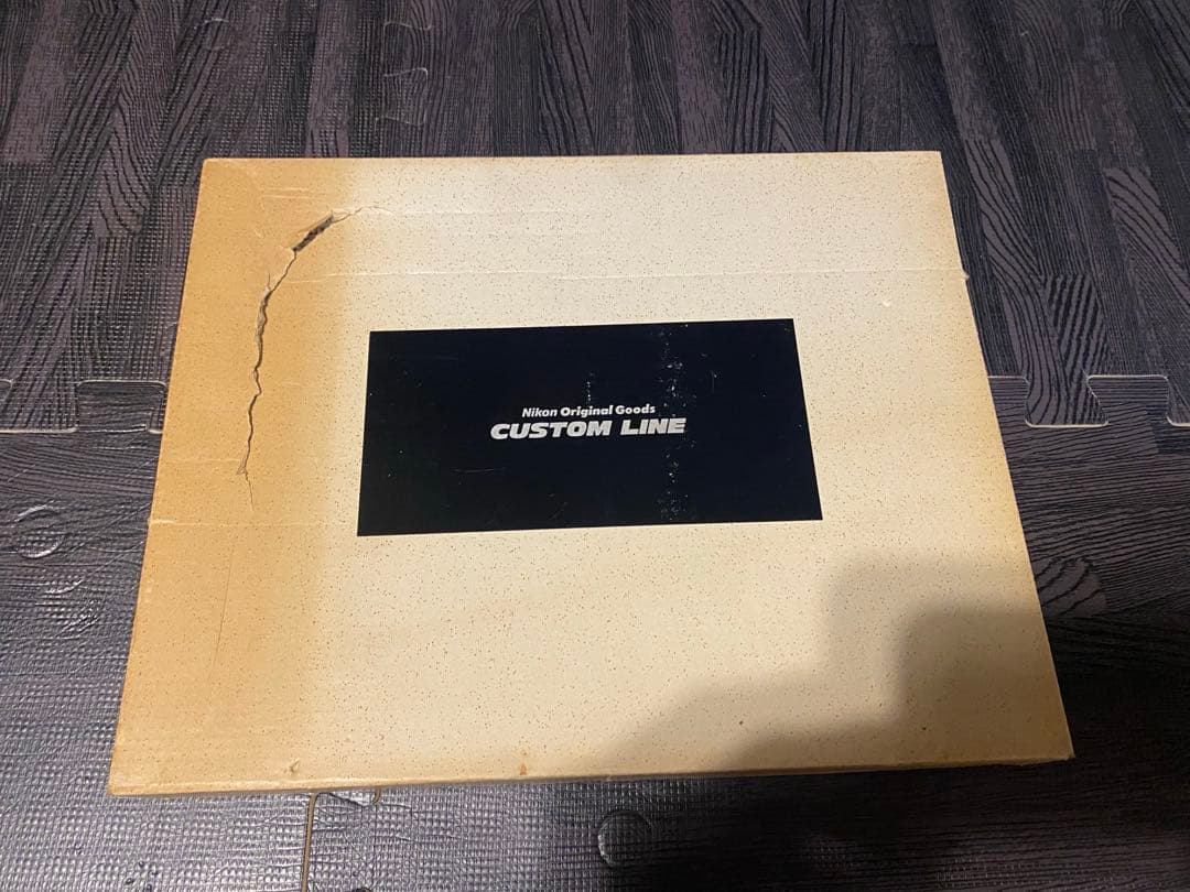 NIKON ピンバッジ　額装　当時物