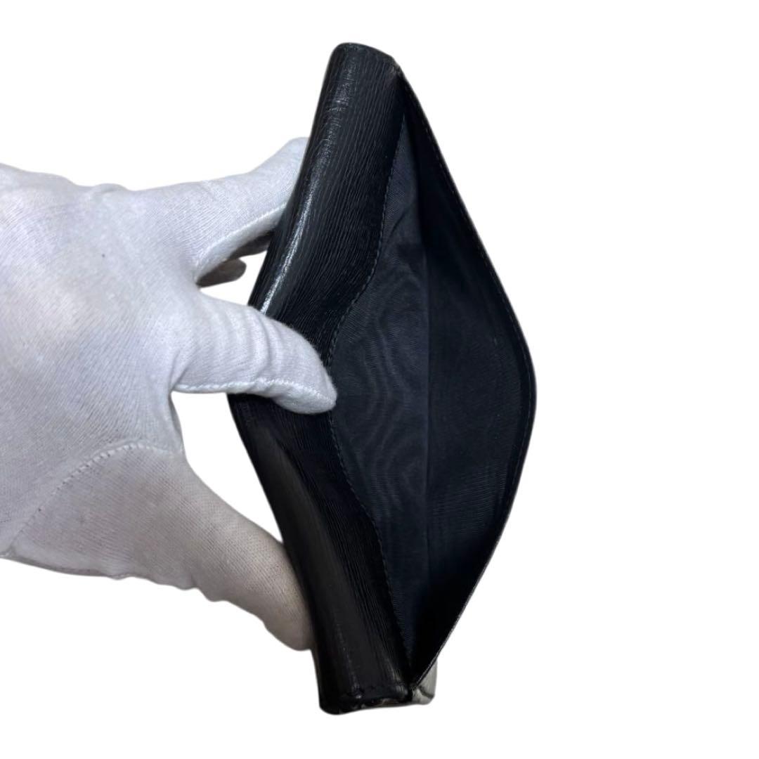 グッチ　112 グッチ　長財布　レザー　ブラック　インターロッキング金具　G金具