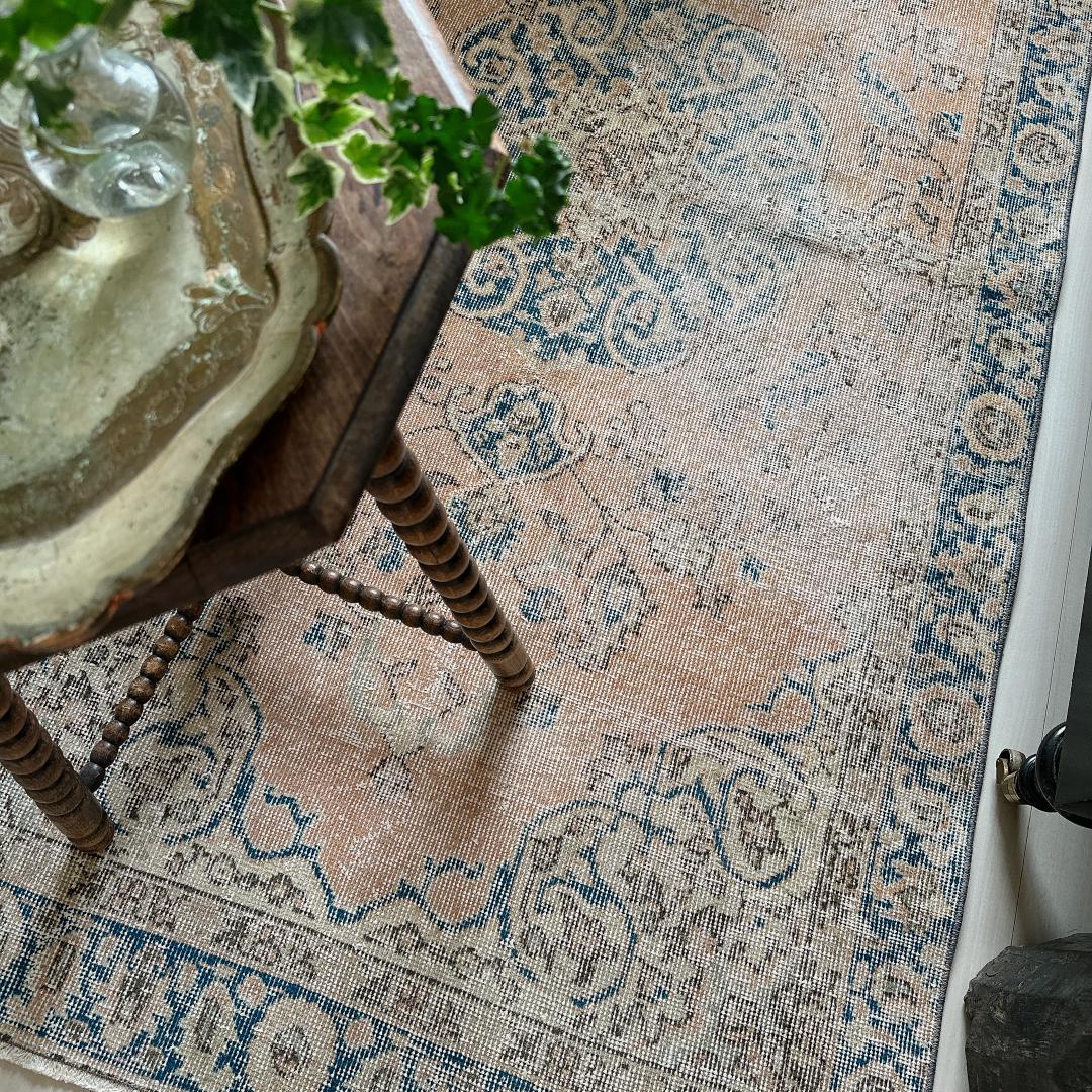 トルコヴィンテージラグ A43 オレンジ キャメル ネイビー ブルー グリーン