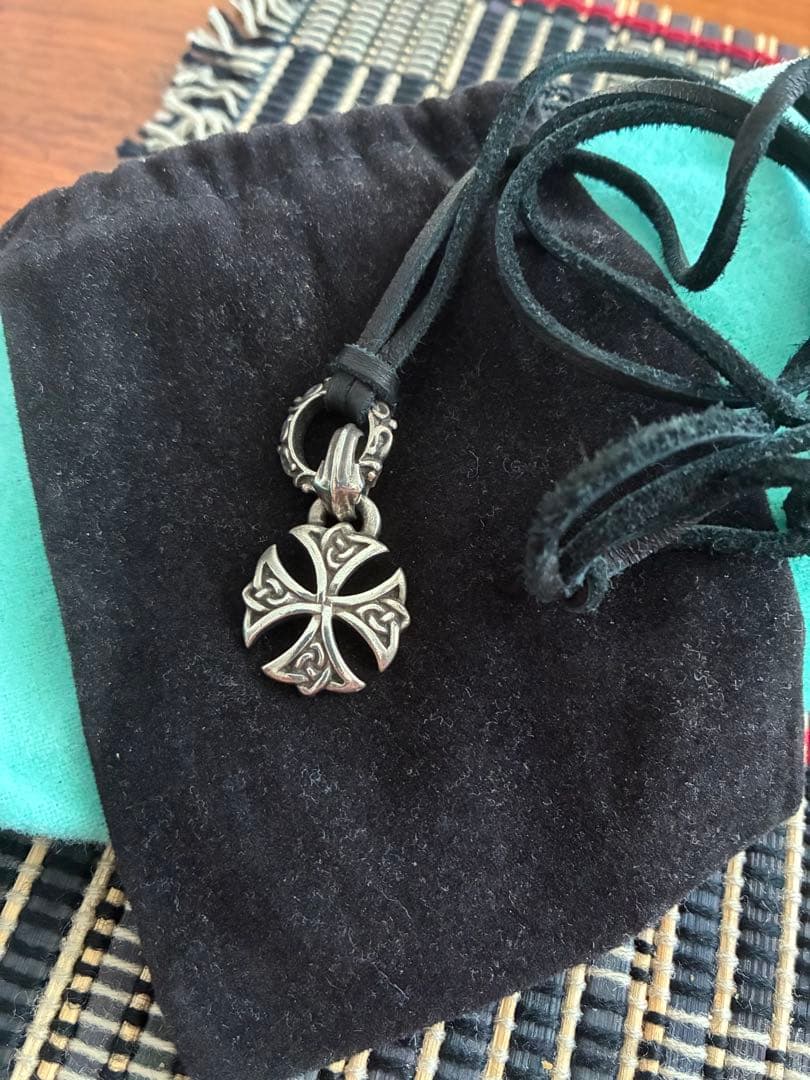 キ*ー様 シルバー クロスモチーフ ペンダント