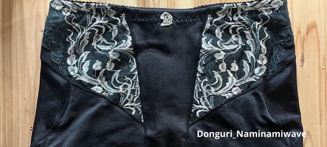 MARUKO リベルディーニュ ショートガードル ELサイズ　黒×グリーン限定