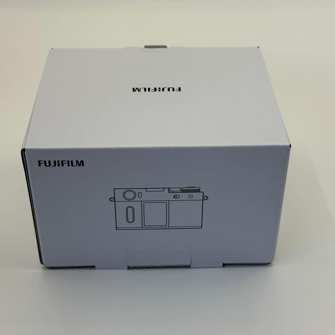 G*n様 新品未使用品　FUJIFILM X half X-HF1 チャコールシ