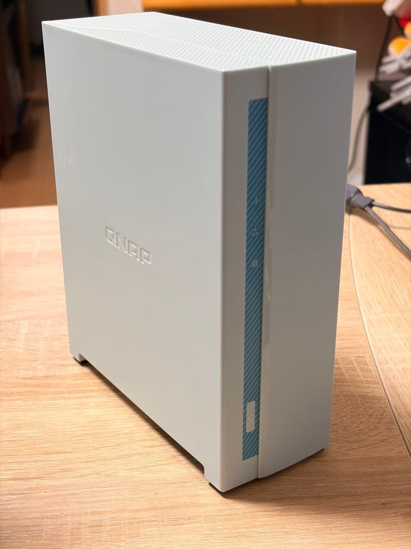 外付けハードディスク・ドライブ QNAP TS-130 NAS