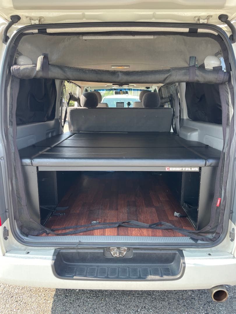 ハイエース200系　CRAFTPULS製ベットキット