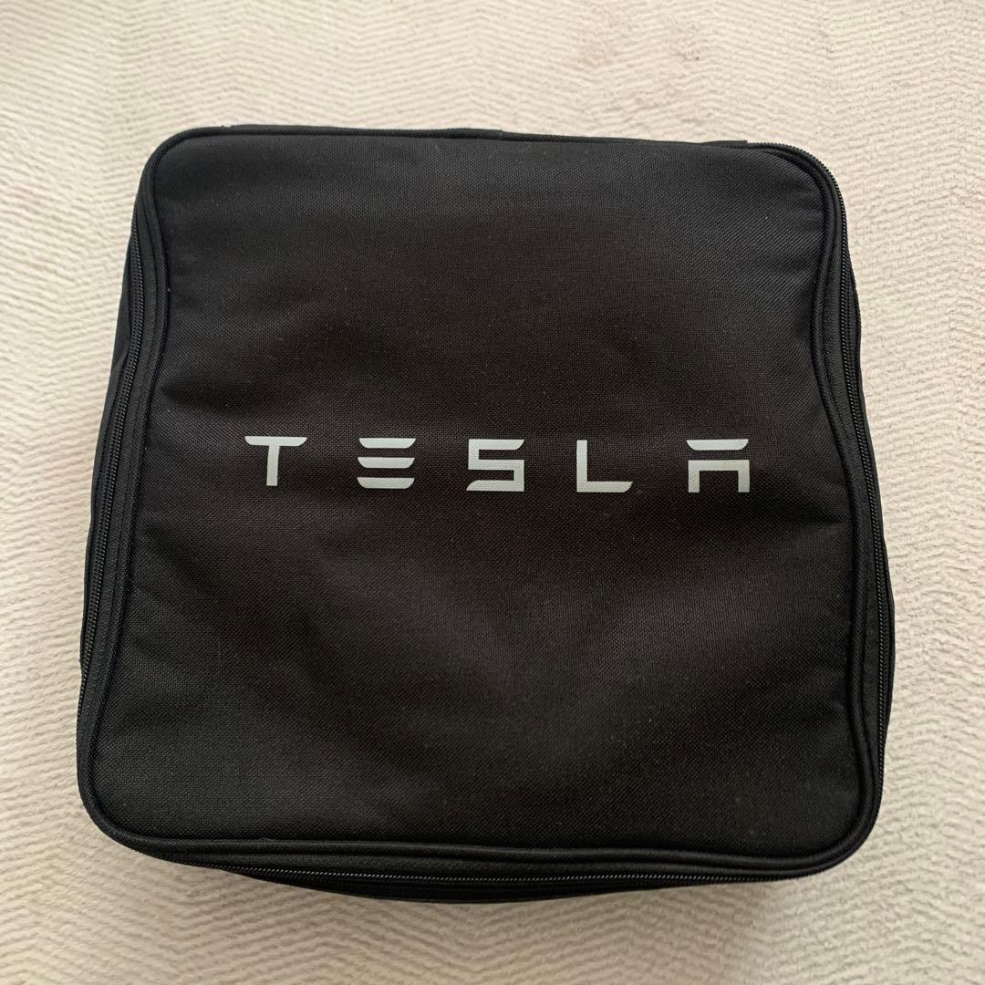 送料込み！Tesla テスラ モバイルコネクター
