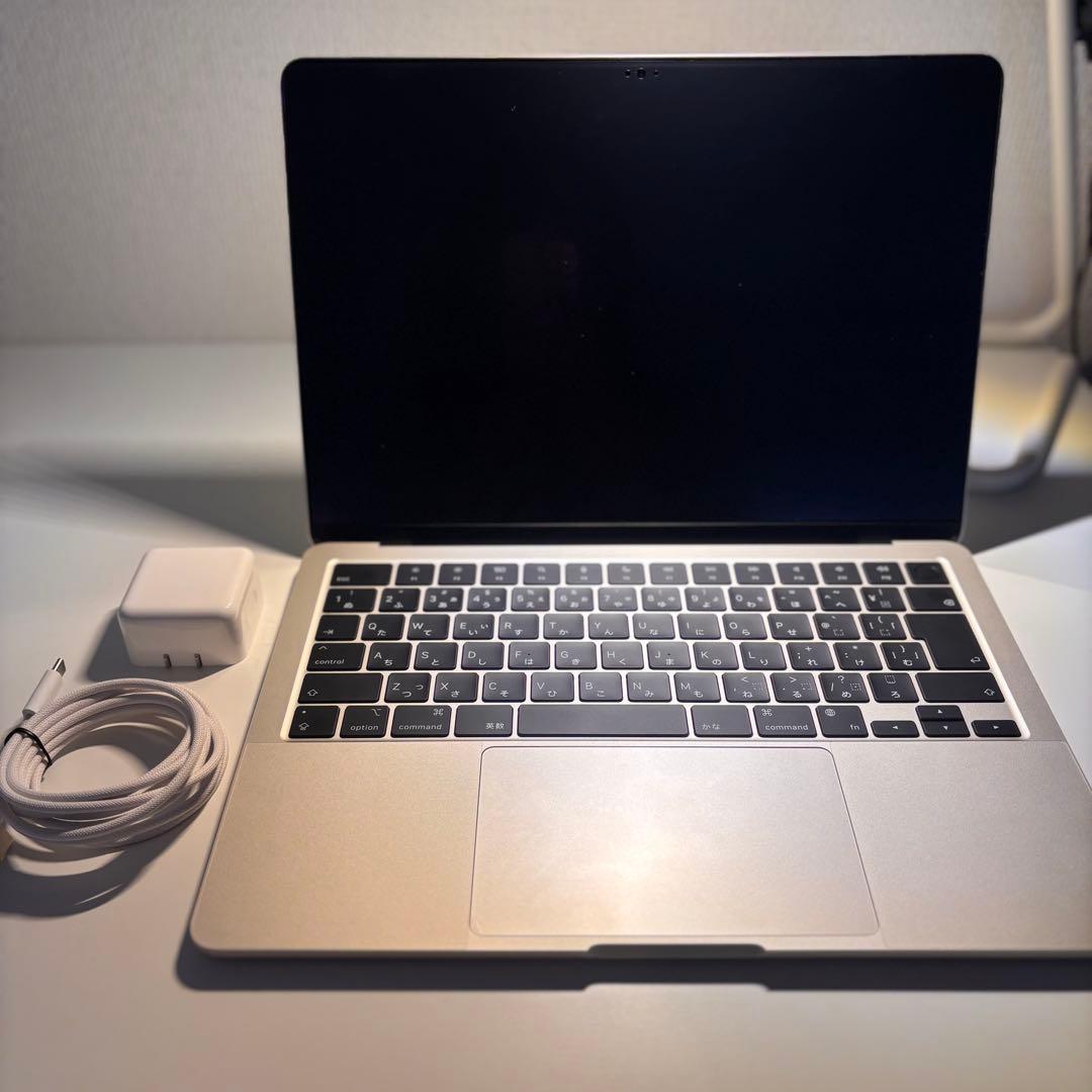 【極美品】MacBook Air M3 13インチ 16G 512G 充電11回