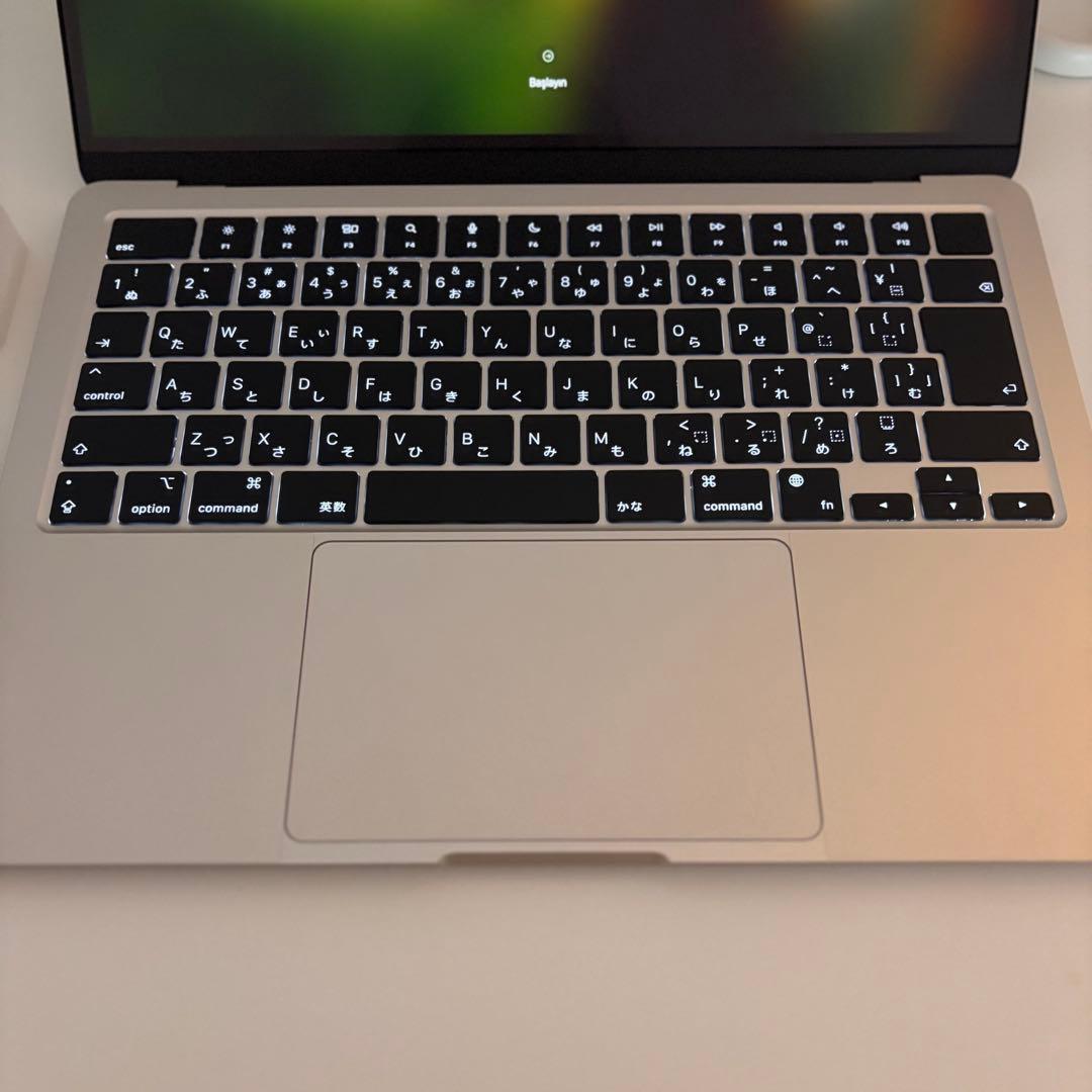 【極美品】MacBook Air M3 13インチ 16G 512G 充電11回