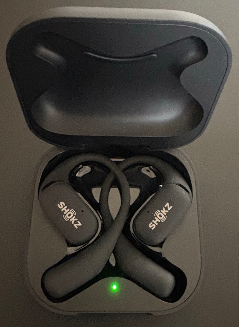 【美品】SHOKZ OPENFIT ワイヤレスイヤホン 黒