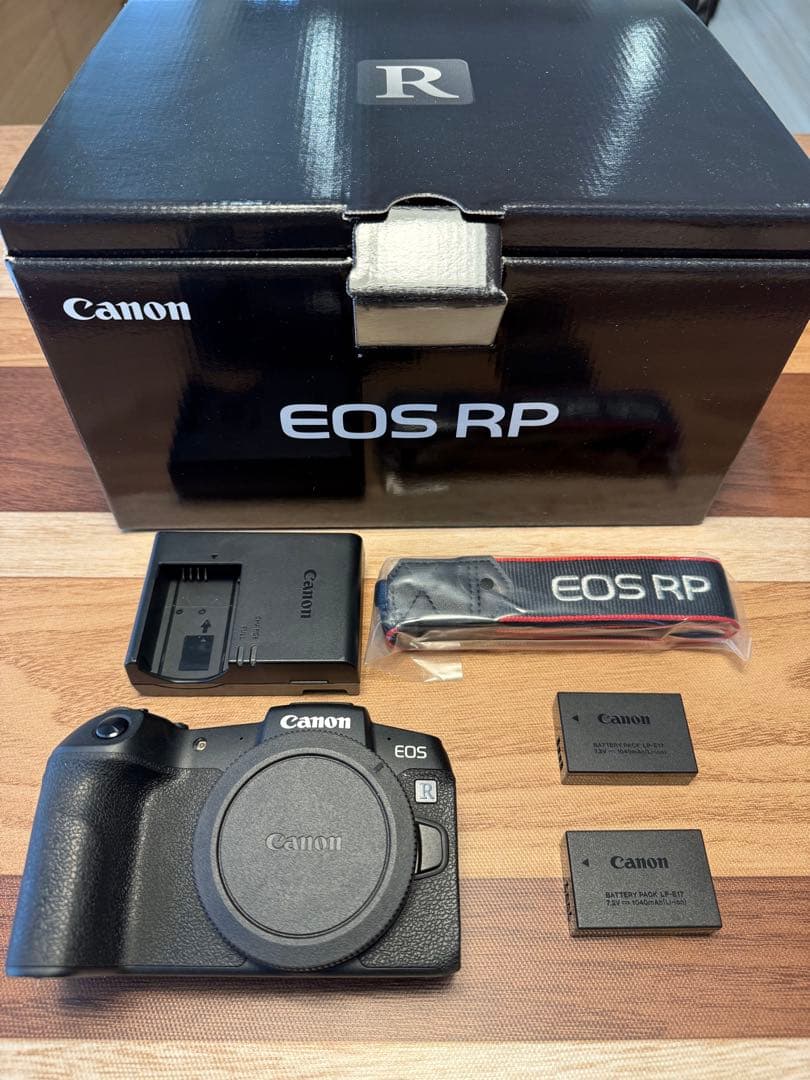 [美品 低シャッター回数]Canon EOS RP 本体