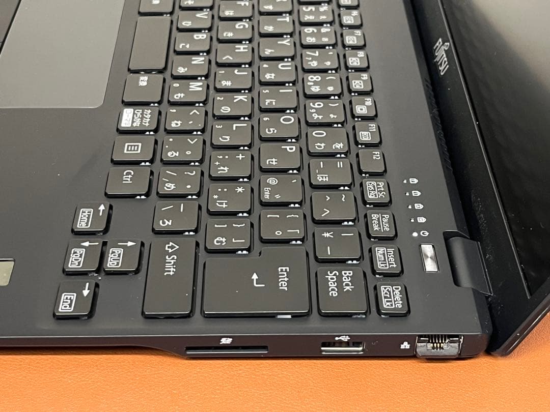 LIFEBOOK U9311 i5-1135G7 8G FHD顔認証256GB