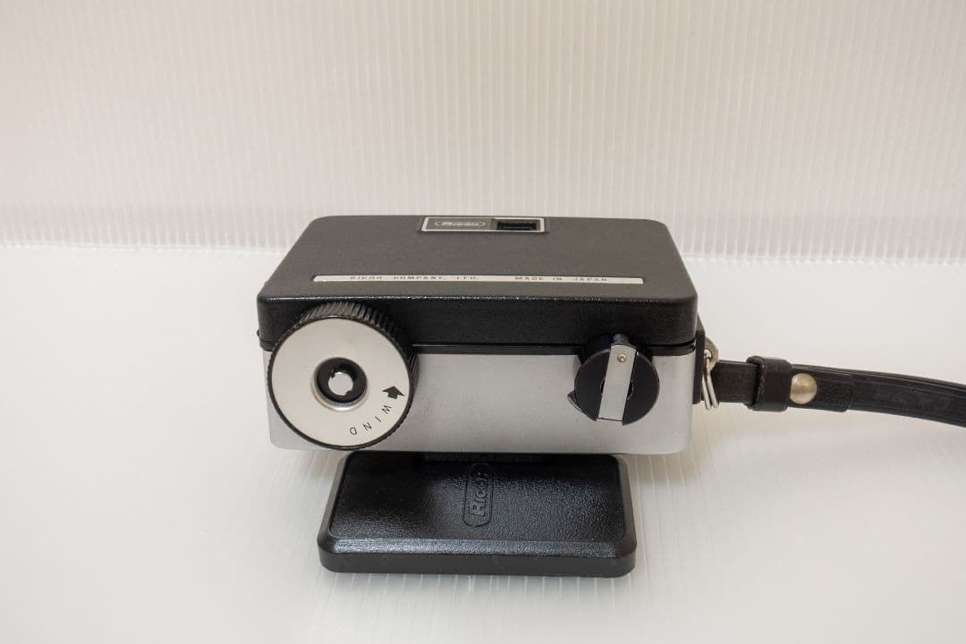 ⑫【美品・整備済品】RICOH AUTO HALF E 「ブラック」オートハーフ