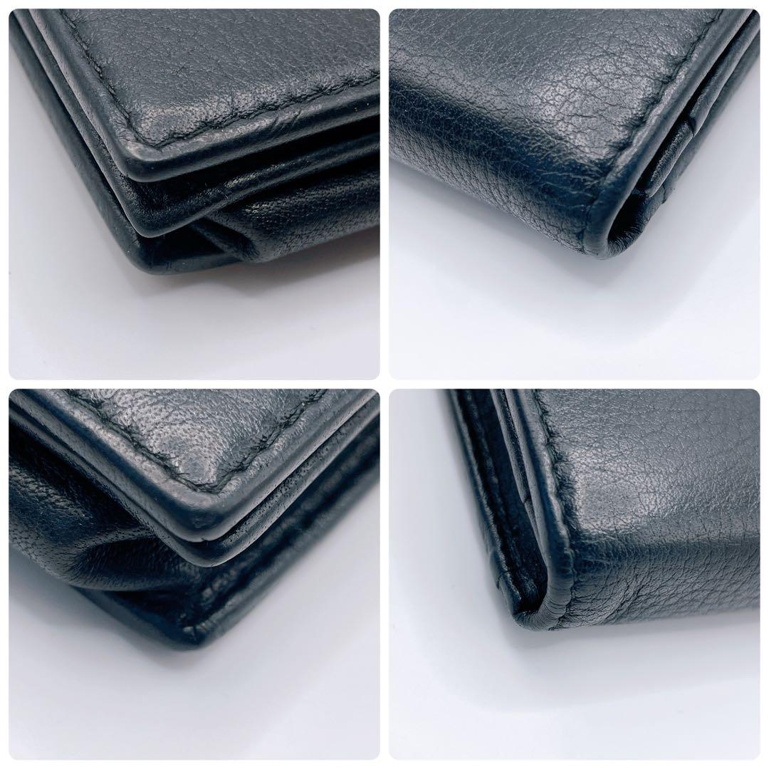 美品 プラダ カードケース 名刺入れ ゴールド金具 レザー メタルロゴ　黒 金