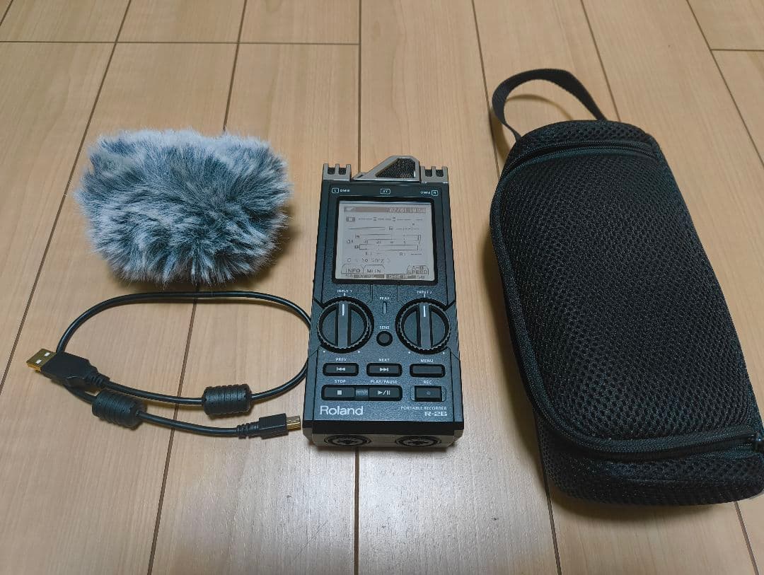 【美品】Roland R-26 ポータブルPCMレコーダー 6ch同時録音