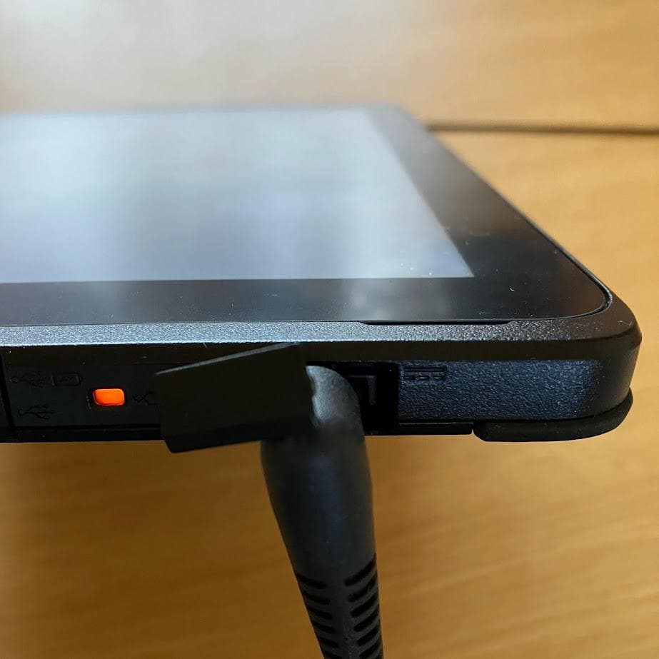 超特価！設定済すぐ使える富士通タブレット★タッチペン付きバッテリー良好アイビス