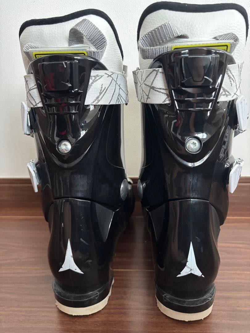 アトミック　スキーブーツ　25-25.5㎝