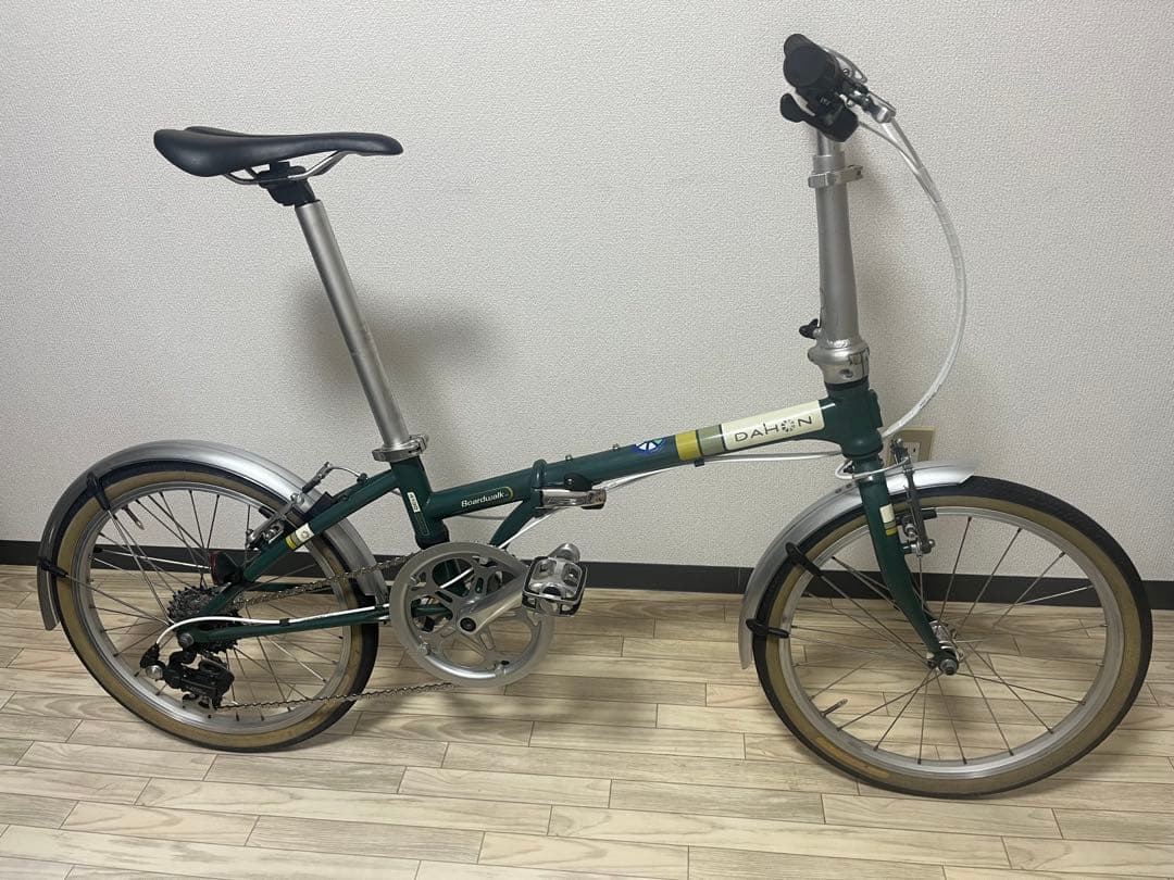 【送料込】 DAHON Boardwalk D7 20インチ グリーン