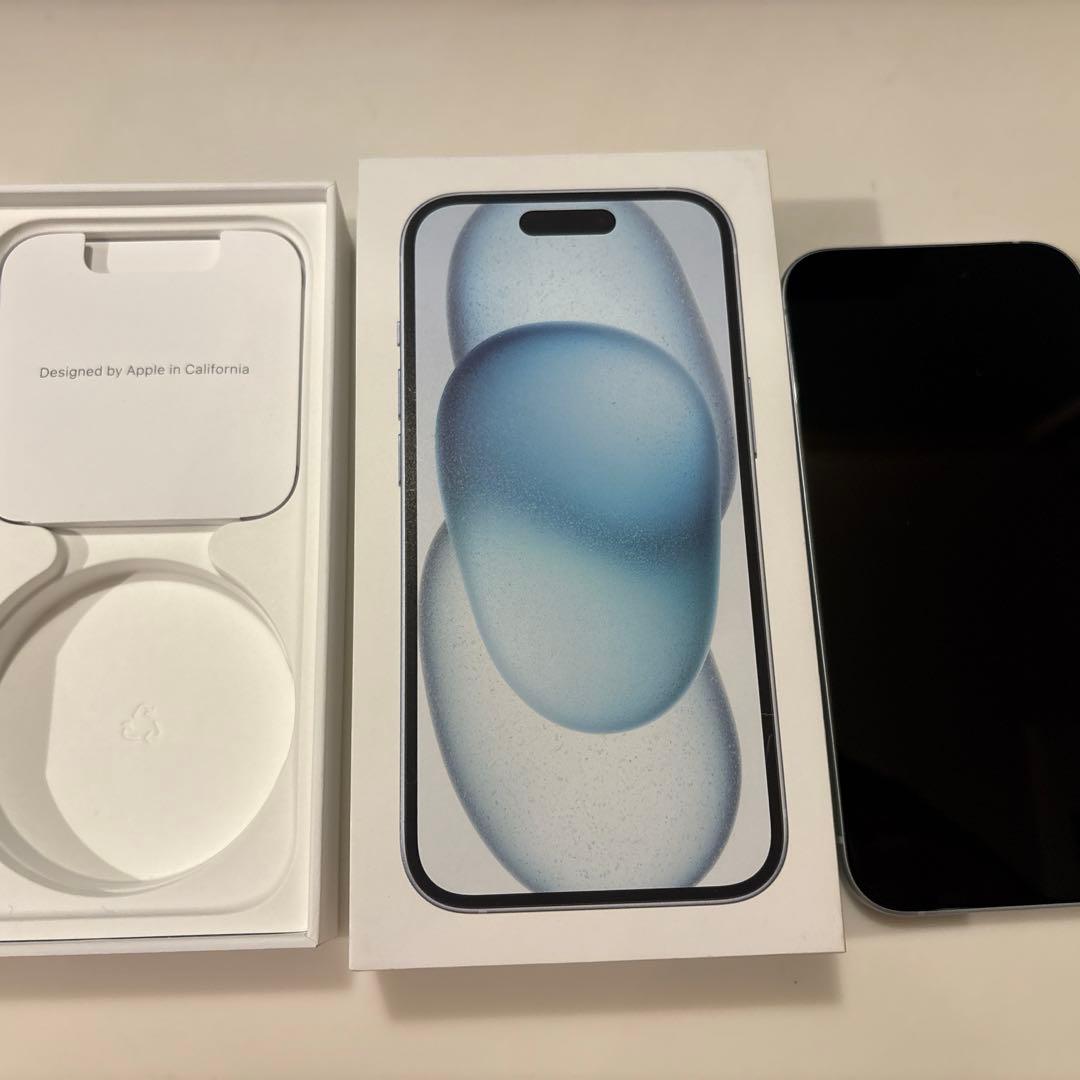 【美品】Apple iPhone 15 256GB SIMフリー