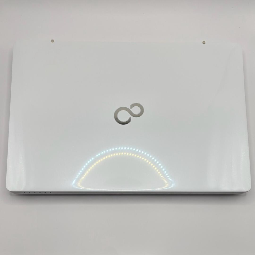 【DELL】AH53 高性能i7 新品SSD1TB 8GB ノートPC