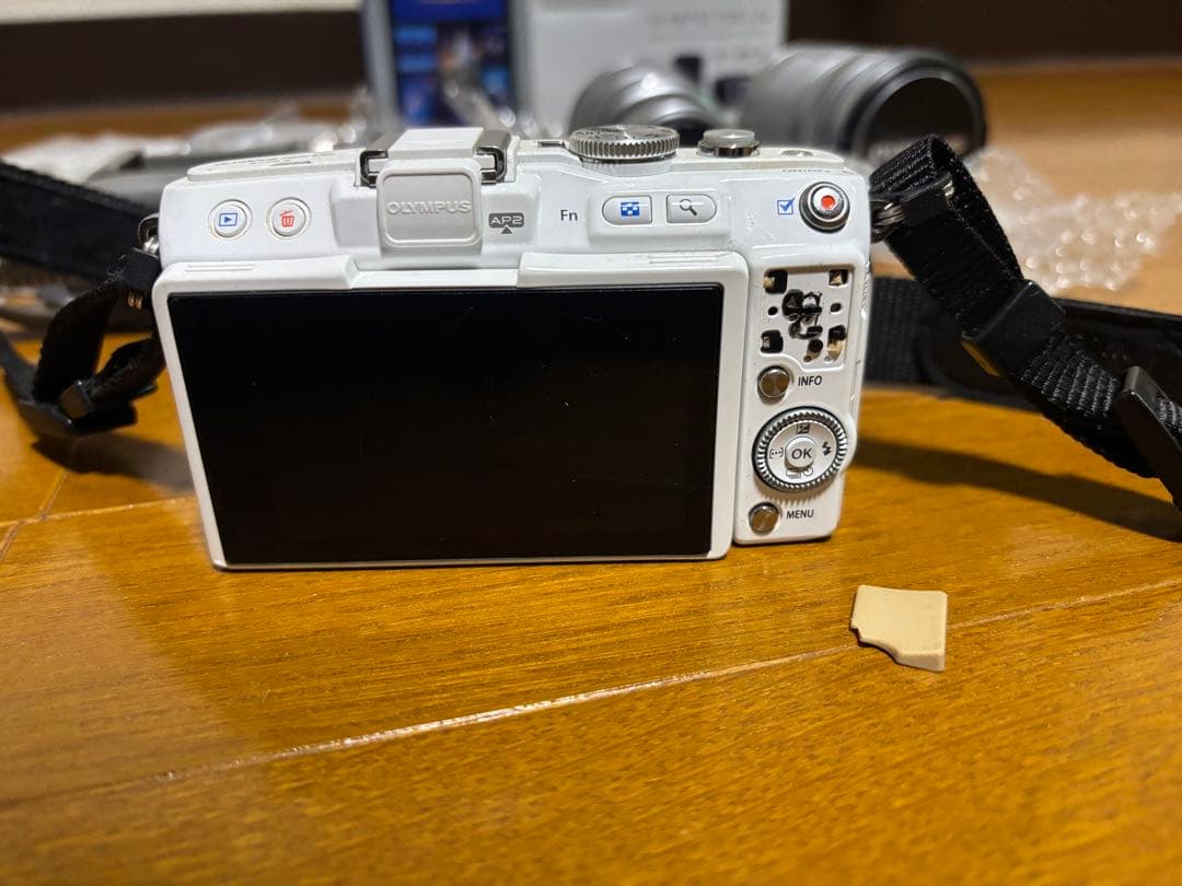 Olympus E-PL5 ミラーレス一眼カメラ