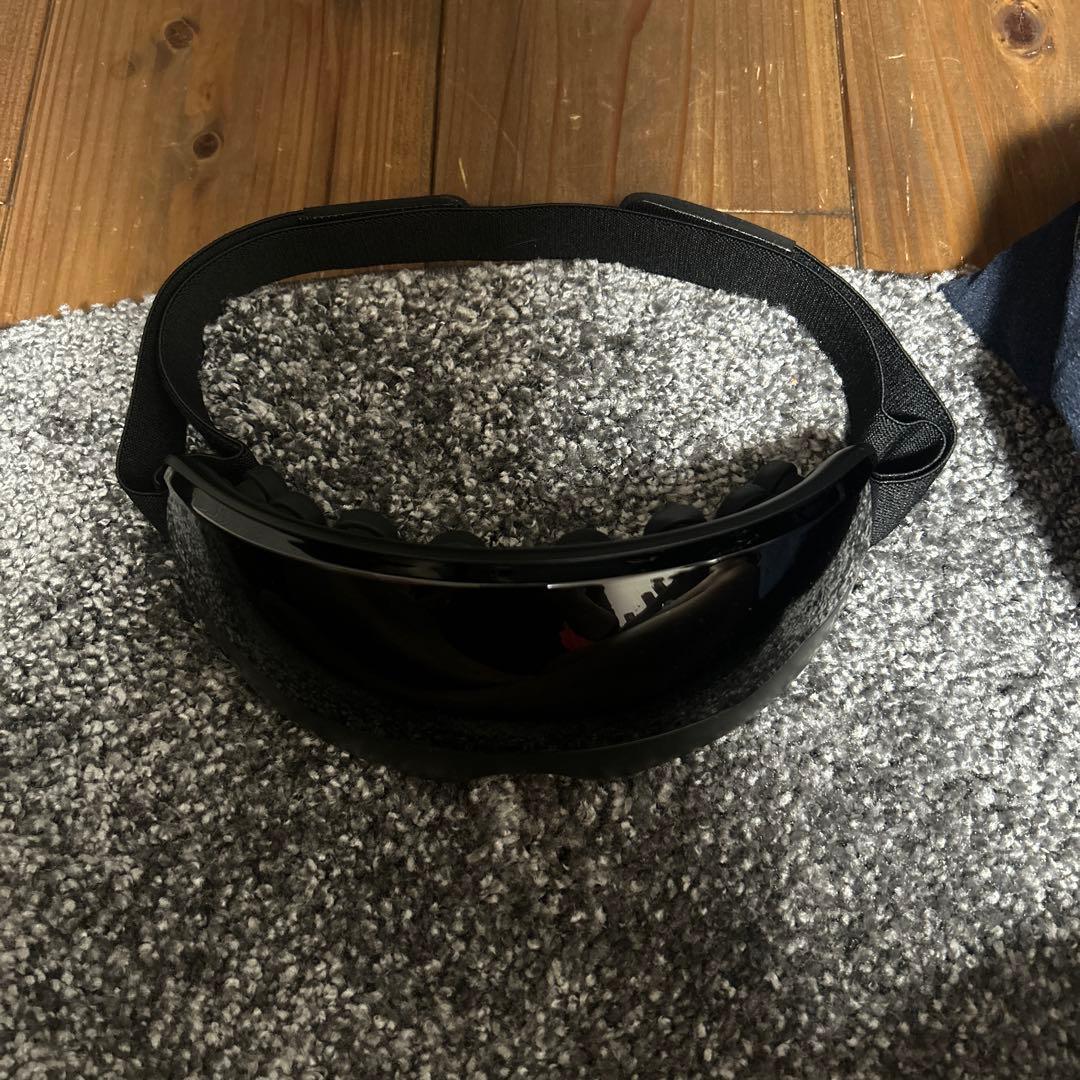 目のマッサージ