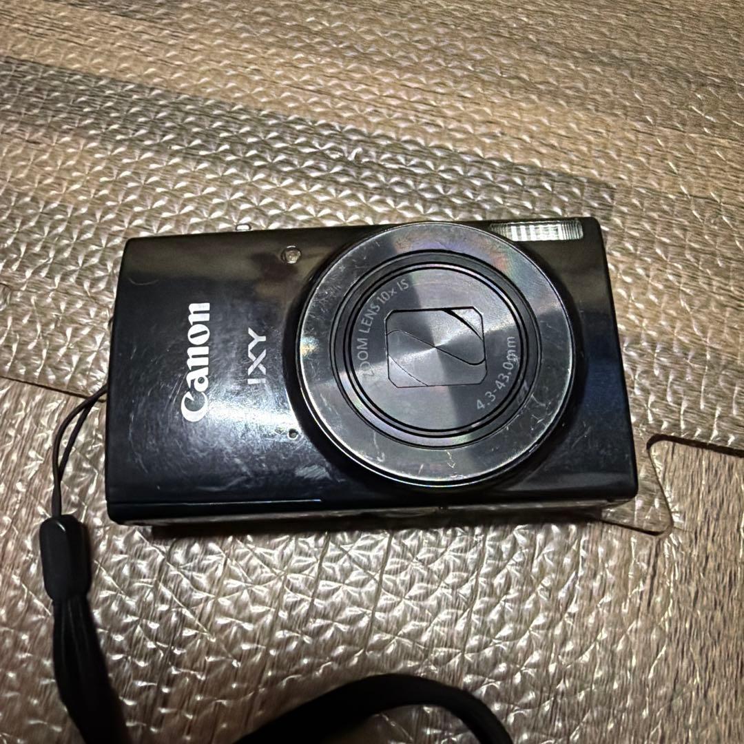 デジタルカメラ　Canon IXY 210 PC2332 ブラック